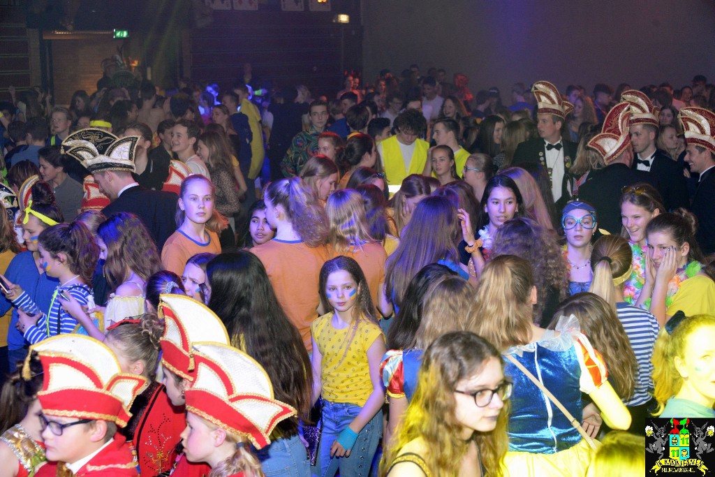 ../Images/Jeugddisco Kokkerhout bekent kleur 117.jpg